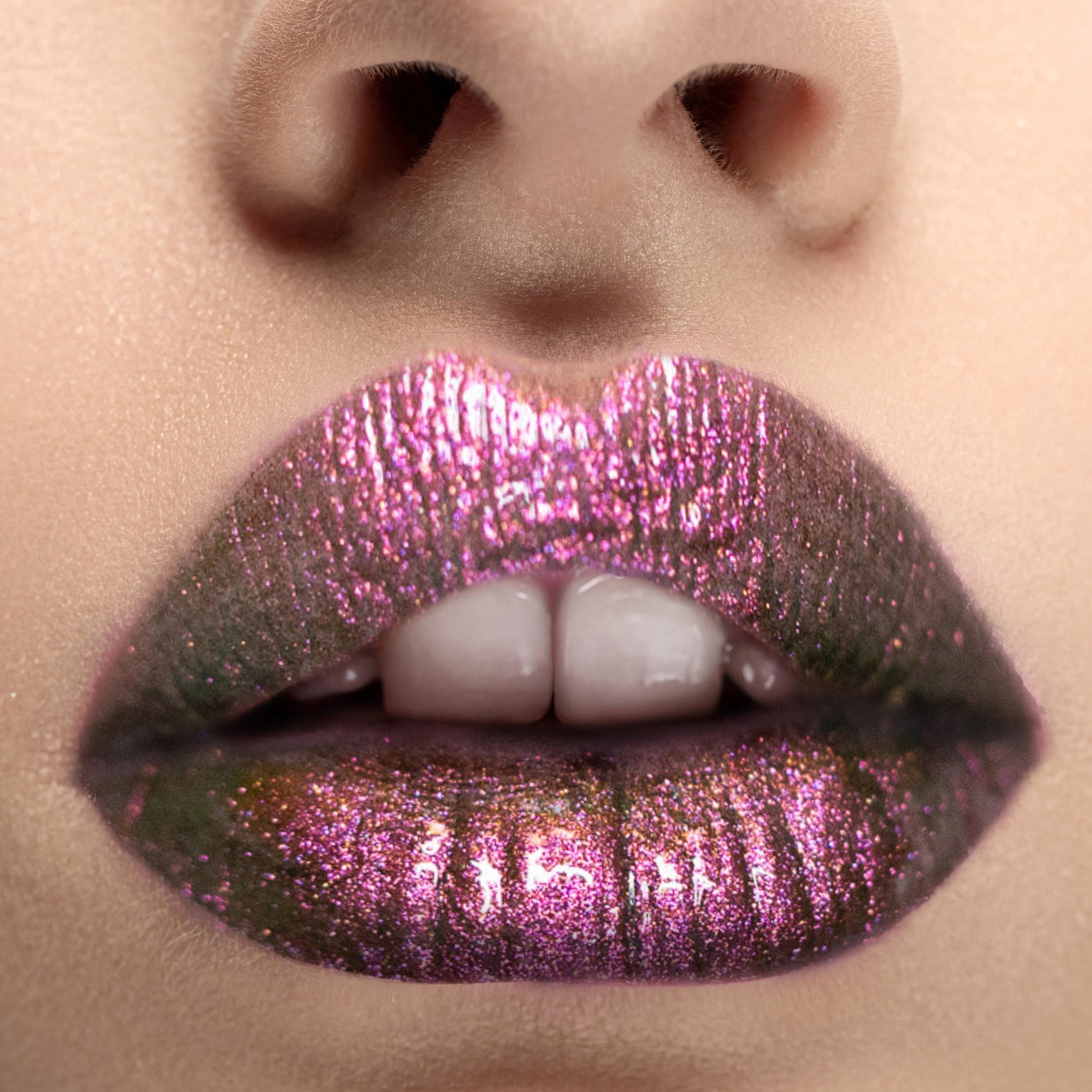 Jolie Beauty - Lipgloss Multichrome Twisted