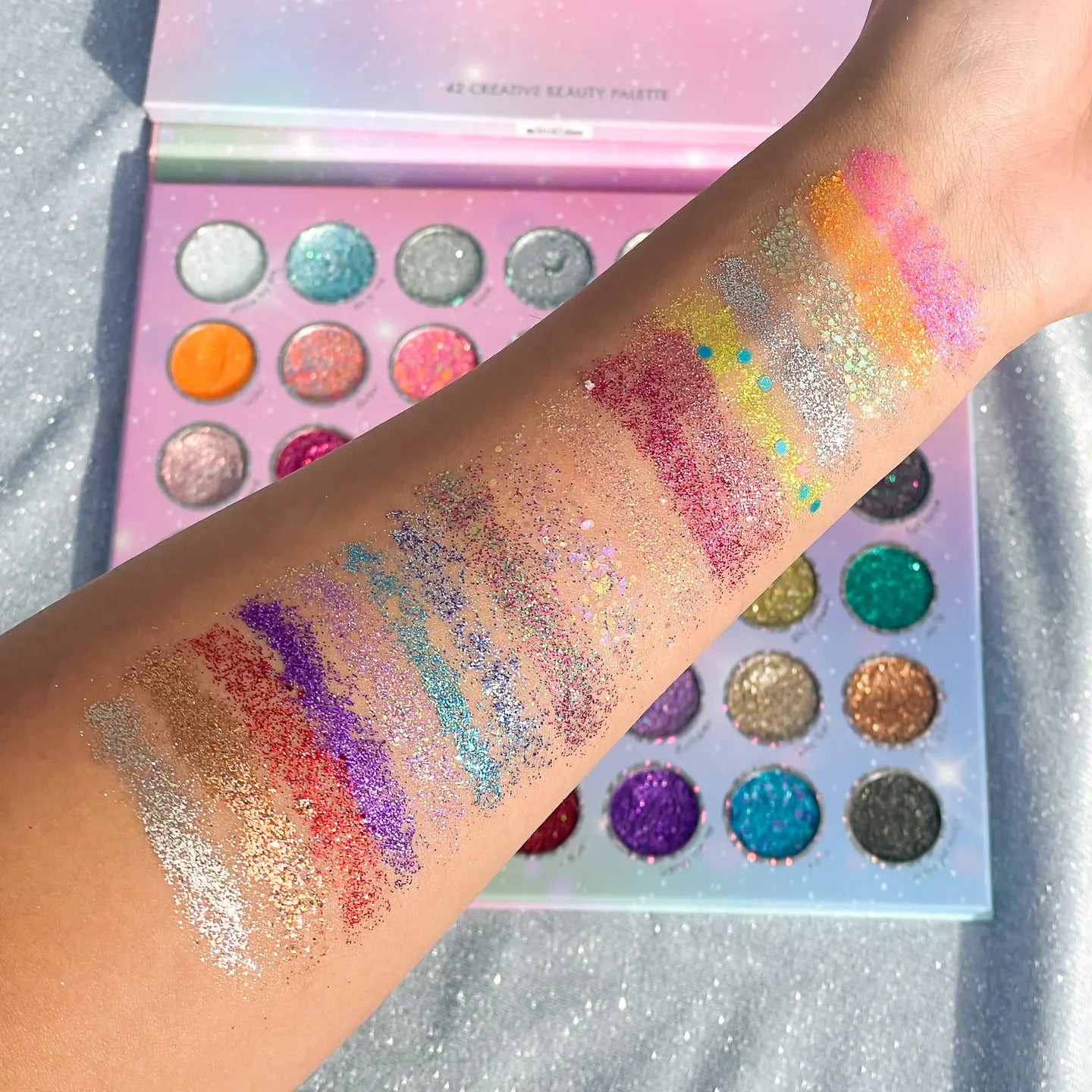 Kara Beauty - Mega Glitz
