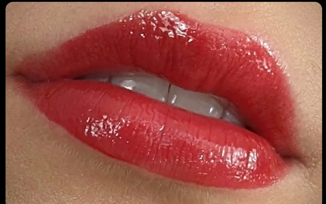 Fantasy Cosmetica - Lip Oil Fiend