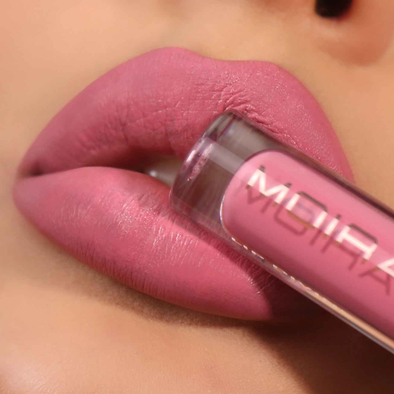 Moira Cosmetics - Lip Divine Liquid Lipstick teinte 023 Charm