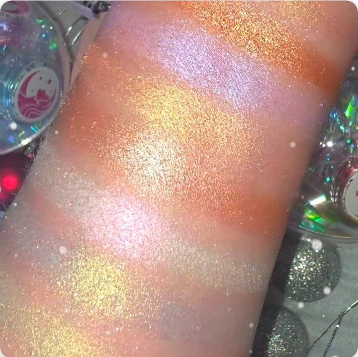 Beauty Moon Cosmetics - Mistleglow Highlighter