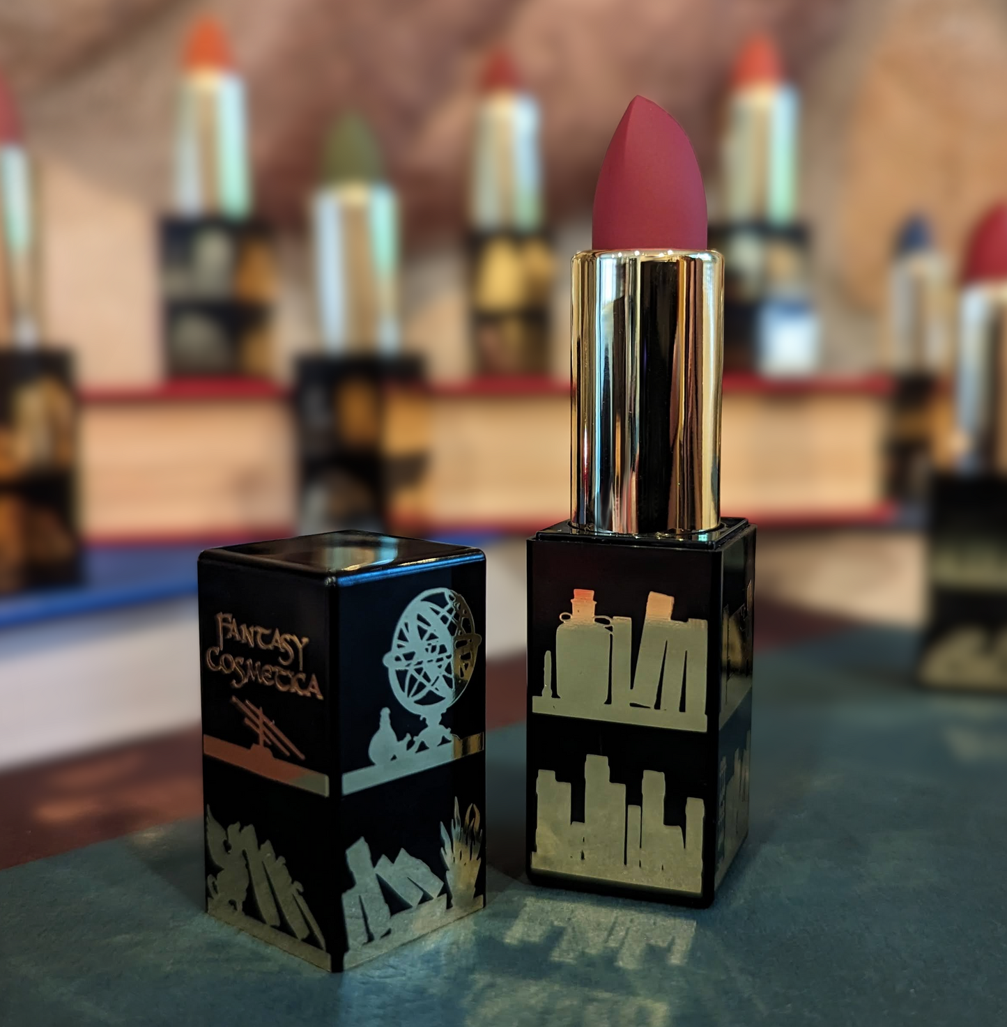 Fantasy Cosmetica - Lost Library Lipstick teinte Obscure