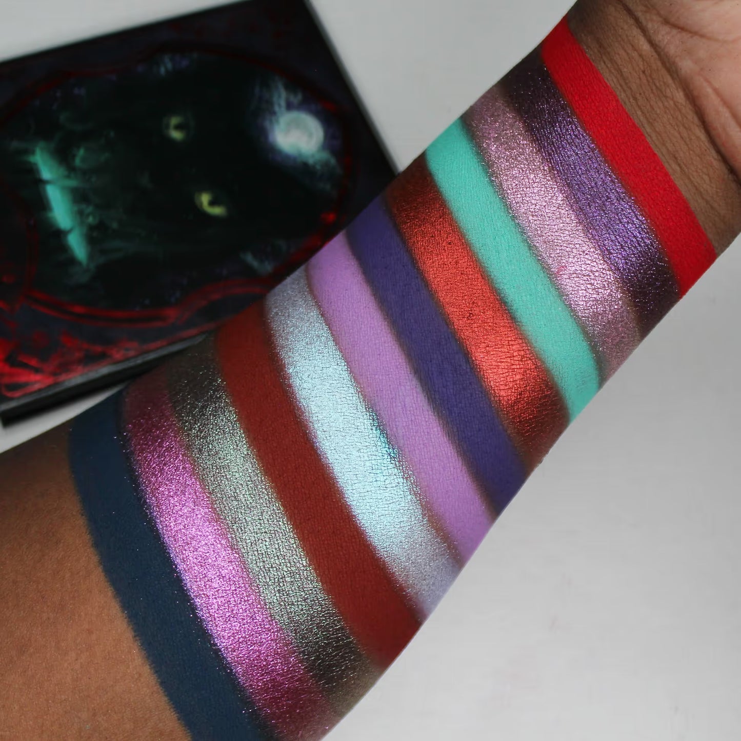 Fantasy Cosmetica - The Witch's Familiar